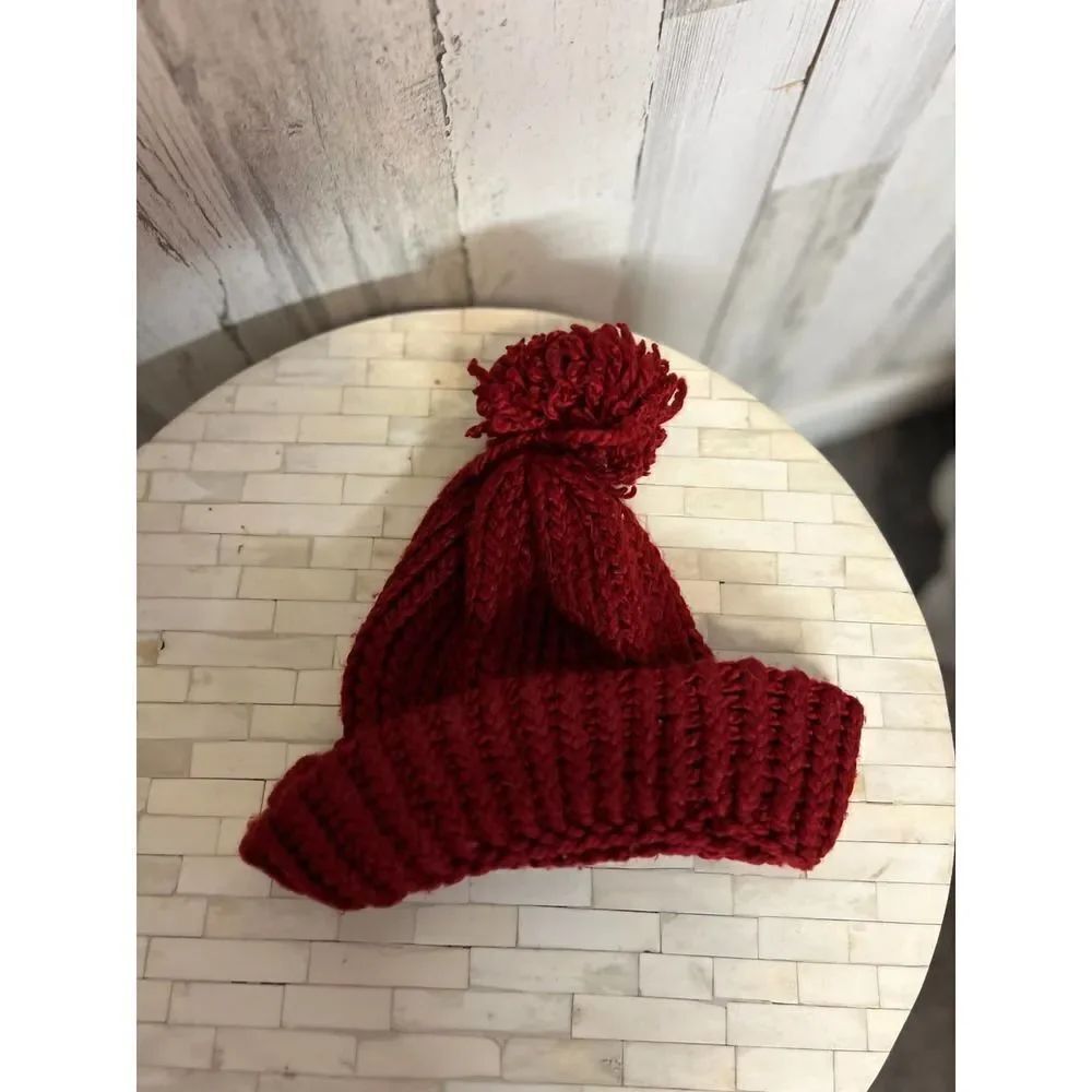 Red beanie - Picture 3 of 4